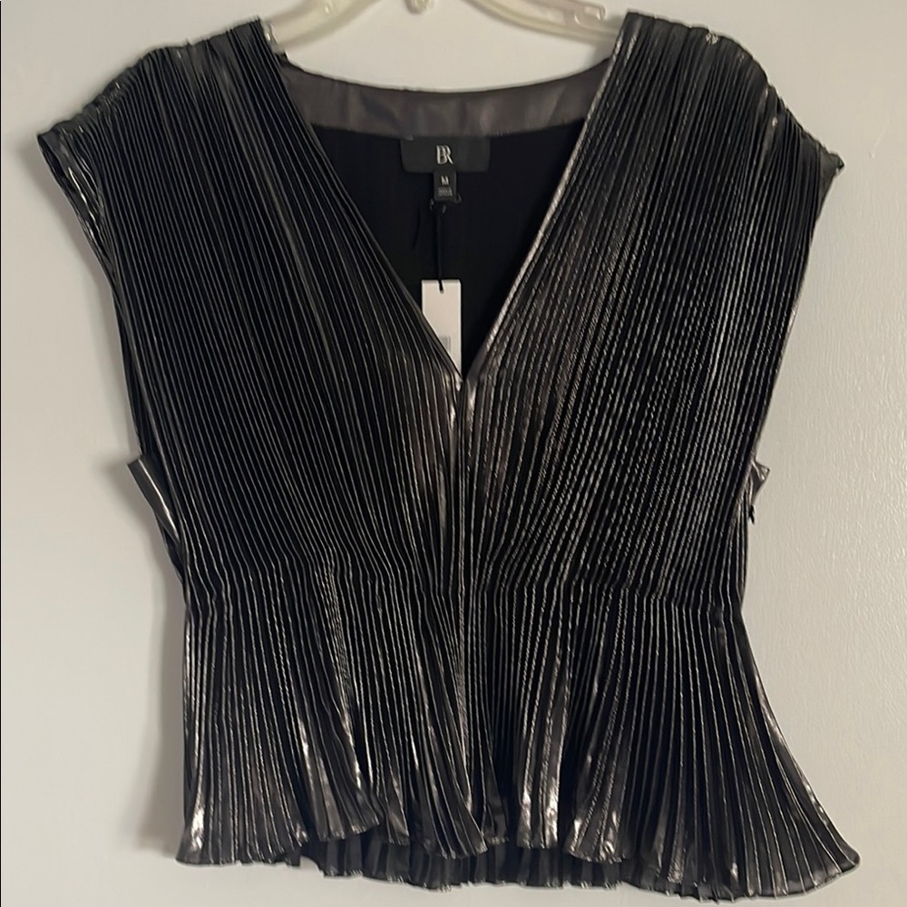Banana Republic Black Cap Sleeve Pleated Blouse